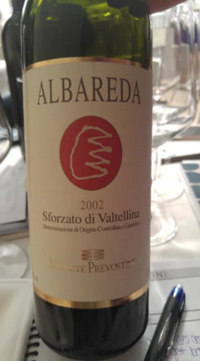 Over 50 appointments and 4 days later, we ended Vinitaly in the best possible way: the 2002  Albareda Sforzato from Mamete Prevostini. It's what dreams are made of and certainly make this  chaotic show worth it!